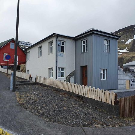 Апартаменты Grund In Оулафсвик Экстерьер фото